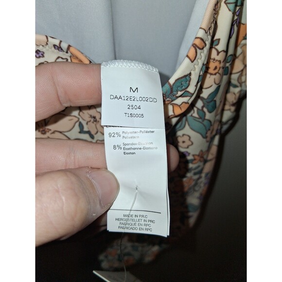 NEW! Cupshe Women's Distsy Floral One Piece Swimsuit Bathing Suit, Size Medium - Picture 7 of 8